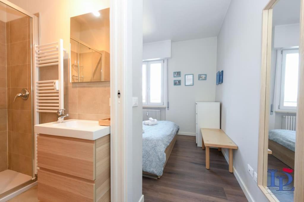 Desenzanoloft Official Partner Marriott Homes & Villas - Jack'S Penthouse Desenzano del Garda Kültér fotó