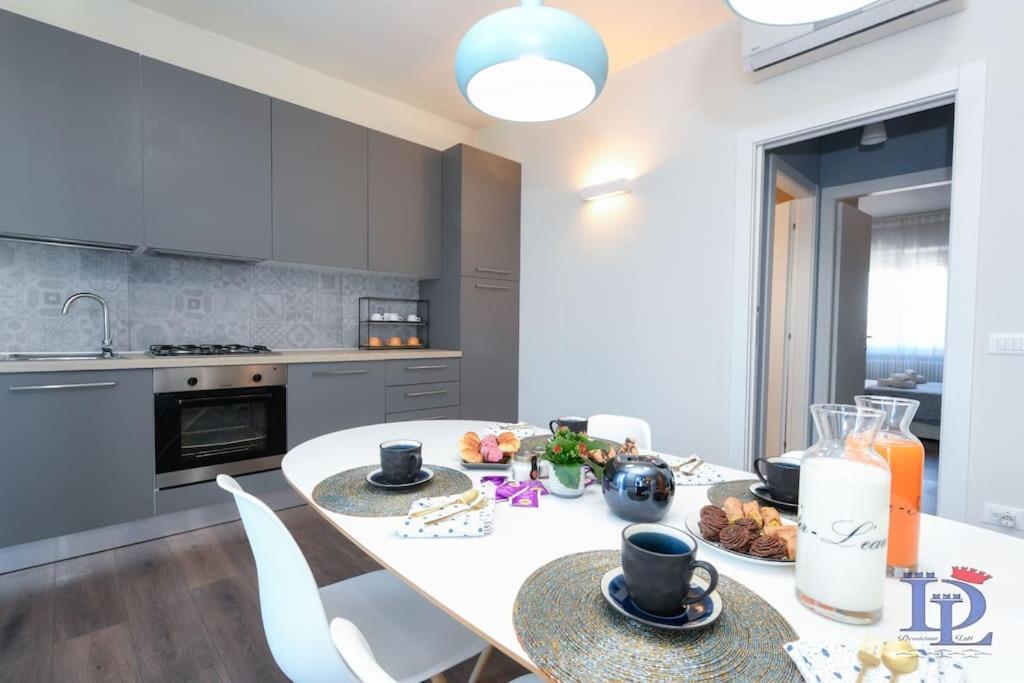 Desenzanoloft Official Partner Marriott Homes & Villas - Jack'S Penthouse Desenzano del Garda Kültér fotó