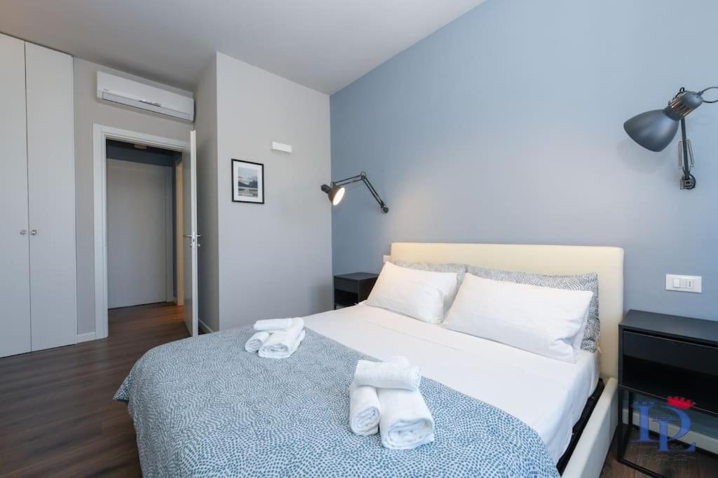 Desenzanoloft Official Partner Marriott Homes & Villas - Jack'S Penthouse Desenzano del Garda Kültér fotó