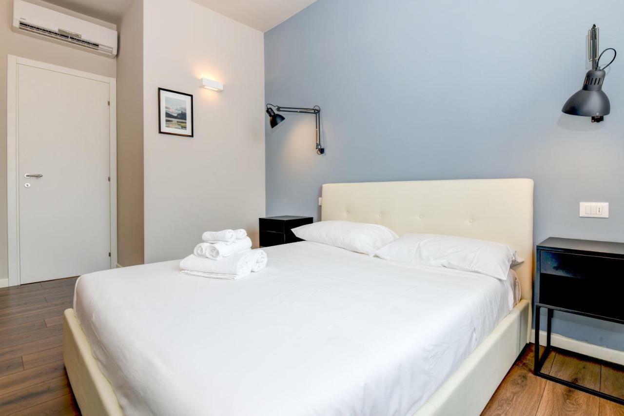Desenzanoloft Official Partner Marriott Homes & Villas - Jack'S Penthouse Desenzano del Garda Kültér fotó